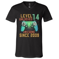 Level 14 Unlocked 14th Birthday 14 Year Old Boy Gifts Gamer V-Neck T-Shirt