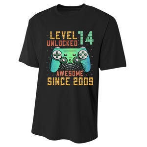 Level 14 Unlocked 14th Birthday 14 Year Old Boy Gifts Gamer Performance Sprint T-Shirt