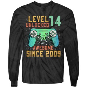 Level 14 Unlocked 14th Birthday 14 Year Old Boy Gifts Gamer Tie-Dye Long Sleeve Shirt