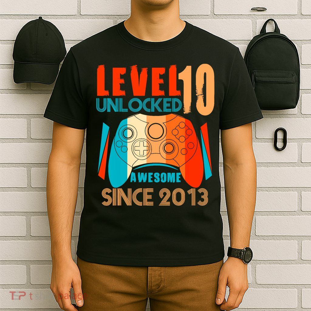 Level 10 Unlocked Birthday 10 Year Old Gamer T-Shirt