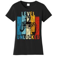 Level 17 Unlocked Video Gamer 17 Year Old 17th Birthday Gift Women's T-Shirt