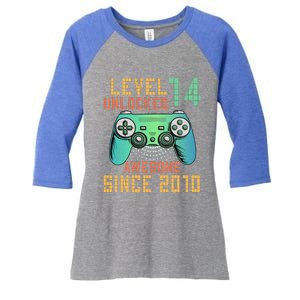 Level 14 Unlocked 14th Birthday 14 Year Old Gifts Women's Tri-Blend 3/4-Sleeve Raglan Shirt