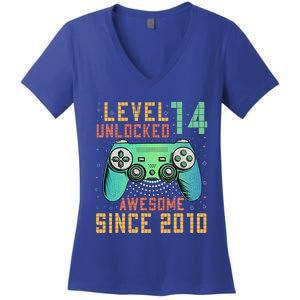 Level 14 Unlocked 14th Birthday 14 Year Old Gifts Women's V-Neck T-Shirt