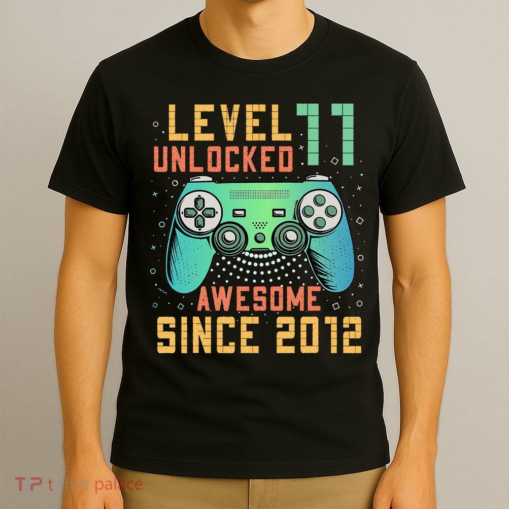 Level 11 Unlocked 11th Birthday 11 Year Old Boy Gifts Gamer T-Shirt