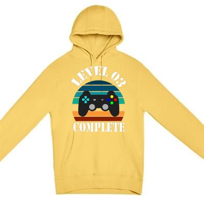 Level 3 Complete Retro Vintage/ 3rd Anniversary Gift/ 3rd Birthday Gift Level3 Premium Pullover Hoodie