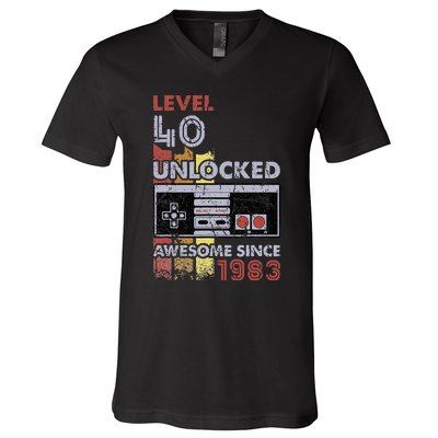 Level 40 Unlocked Gamer 40th Birthday Gift Video Game Lovers V-Neck T-Shirt