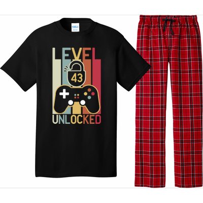 Level 43 Unlocked Birthday Gift Vintage Retro Pajama Set