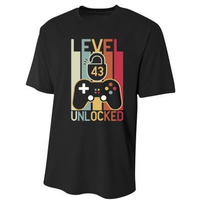 Level 43 Unlocked Birthday Gift Vintage Retro Performance Sprint T-Shirt