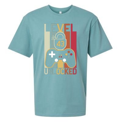 Level 43 Unlocked Birthday Gift Vintage Retro Sueded Cloud Jersey T-Shirt