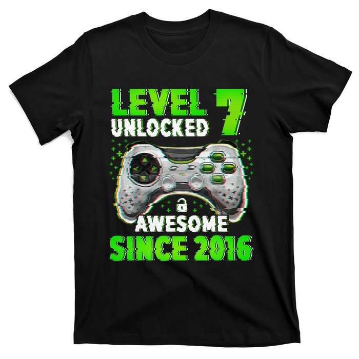 Level 7 Unlocked Video Game 7th Birthday Gamer Boys T-Shirt