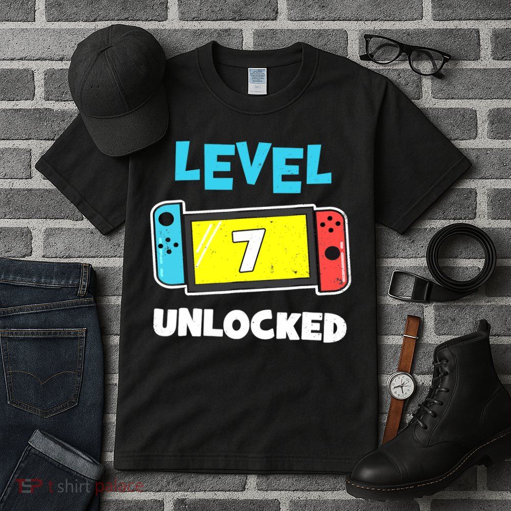 Level 7 unlocked Gamer 7th Birthday Gift Video Game lovers Tall T-Shirt