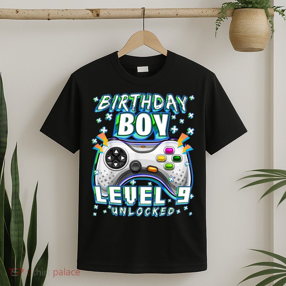 Level 9 Unlocked Video Game 9th Birthday Gamer Boys TShirt T-Shirt