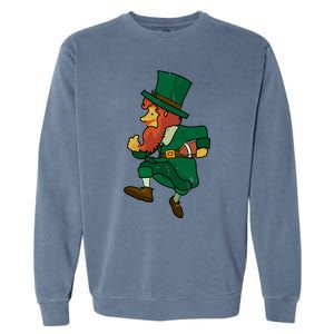 Leprechaun American Football St Patricks Day Sports Lover Gift Garment-Dyed Sweatshirt