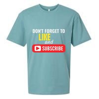 Like And Subscribe Vlogger Podcaster Influencer Sueded Cloud Jersey T-Shirt