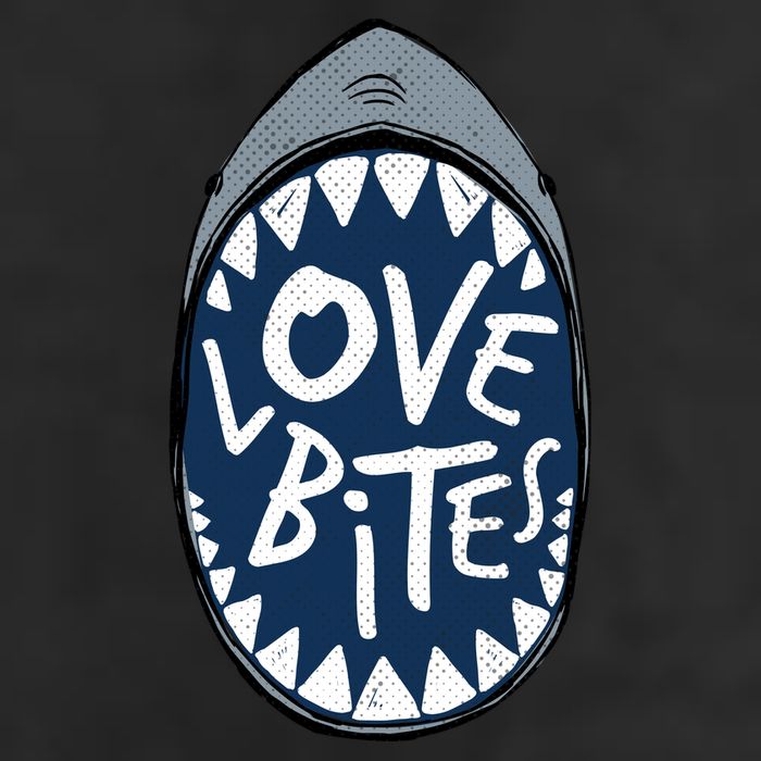 Love Bites Adult Drive Performance Visor