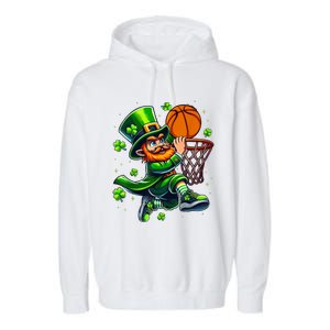 Leprechaun Basketball Dunk St Patricks Day Garment-Dyed Fleece Hoodie