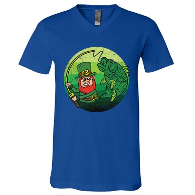 Leprechaun Bass Fishing St Patricks Day Irish Fisher Gift V-Neck T-Shirt