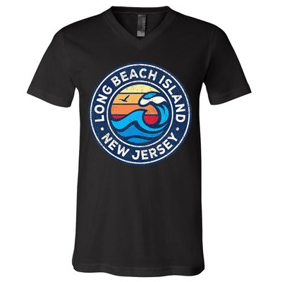 Long Beach Island New Jersey Nj Vintage Nautical Waves Desig V-Neck T-Shirt