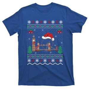 London Bridge Lover Xmas Gift Ugly London Bridge Christmas Gift T-Shirt