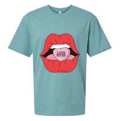 Love Bites Lip Graphic – Bold & Edgy Style Statement Sueded Cloud Jersey T-Shirt