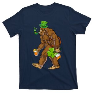 Leprechaun Bigfoot St Patricks Day Sasquatch Irish Flag T-Shirt