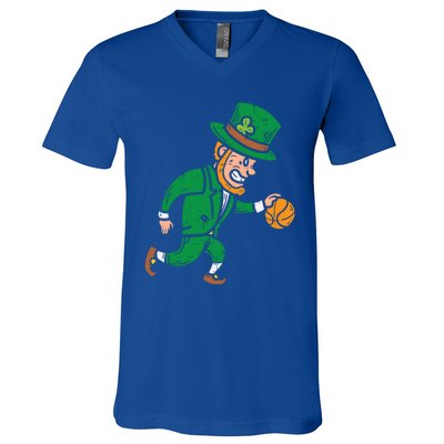 Leprechaun Basketball St Patricks Day Sport Gift V-Neck T-Shirt