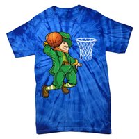 Leprechaun Basketball St Patricks Day Sports Gift Tie-Dye T-Shirt