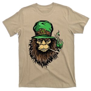 Leprechaun Bigfoot St Patricks Day T-Shirt