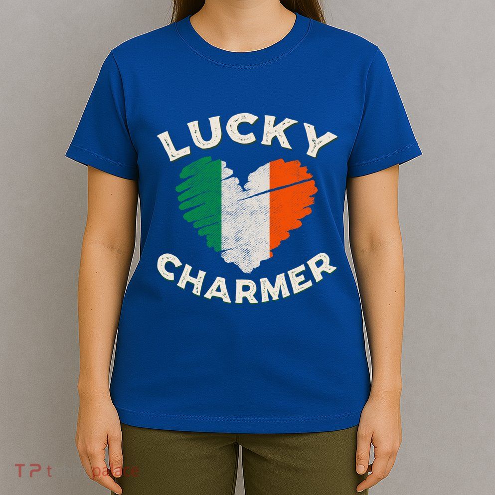 Lucky Charmer Grunge Heart Irish Flag St PatrickS Day Gift T-Shirt
