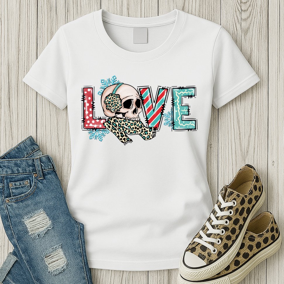 Love Christmas Skull Funny Xmas Hoilday Gift Womens T-Shirt