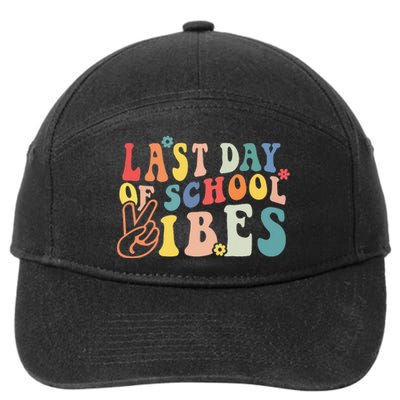 Last Day Of School Vibes Retro Vintage Teacher Graduation 7-Panel Snapback Hat