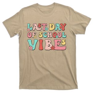 Last Day Of School Vibes Retro Groovy Teacher Graduation T-Shirt