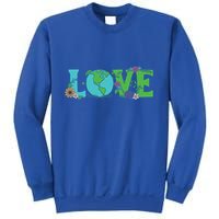 Love Earth Day Save Environt Cute Heart Planet Protection Gift Sweatshirt