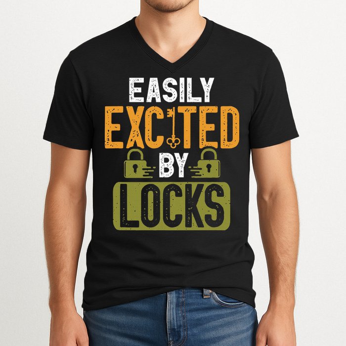Locksmith Easily Excited Lockpicking Lock Pick Locksmithing V-Neck T-Shirt