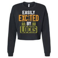 Locksmith Easily Excited Lockpicking Lock Pick Locksmithing Cropped Pullover Crew