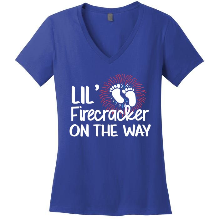 Lil Firecracker On The Way Us Feet Future Patriot Mom Gift Women's V-Neck T-Shirt