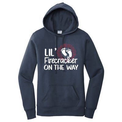 Lil Firecracker On The Way Us Feet Future Patriot Mom Gift Women's Pullover Hoodie