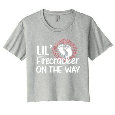 Lil Firecracker On The Way Us Feet Future Patriot Mom Gift Women's Crop Top Tee