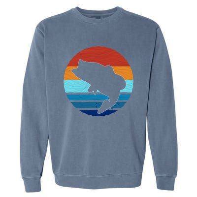 Largemounth Fish Retro Style Vintage Gift Garment-Dyed Sweatshirt