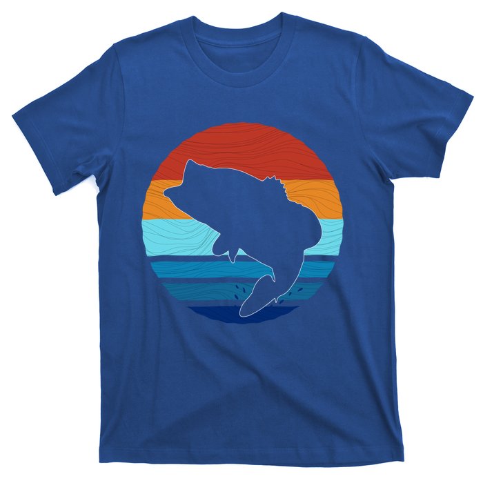 Largemounth Fish Retro Style Vintage Gift T-Shirt