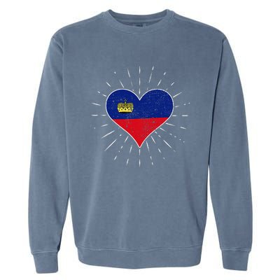 Liechtenstein Flag Vintage Heart Liechtenstein Lover Retro Garment-Dyed Sweatshirt