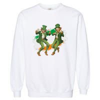 Leprechauns Gridd Dance St Patricks Day Irish Flag Garment-Dyed Sweatshirt