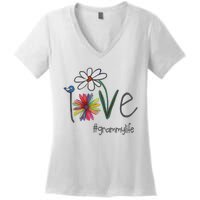 Love Grammy Life Art Flower Great Women's V-Neck T-Shirt