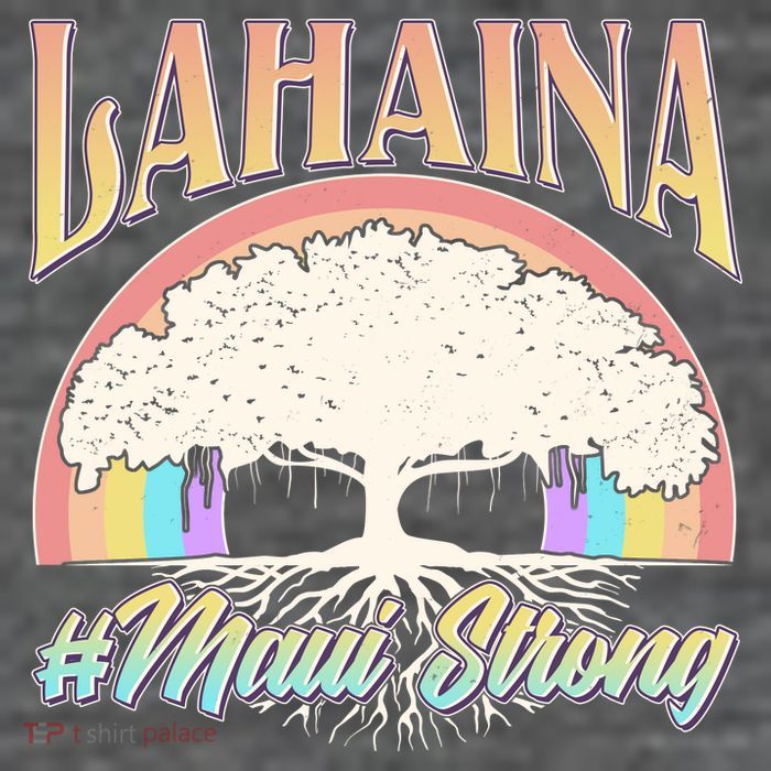 Lahaina Hawaii Banyan Tree #Maui Strong Premium T-Shirt