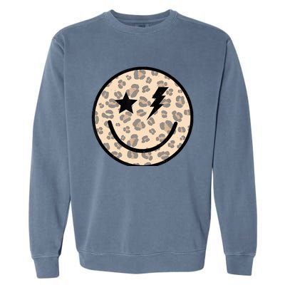 Leopard Happy Face Funny Retro Groovy Smile Face Meme Trendy Garment-Dyed Sweatshirt