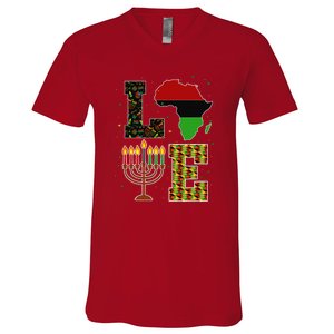 LOVE Happy Kwanzaa Decorations Africa Map Kinara Candles V-Neck T-Shirt