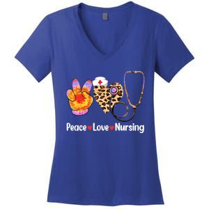 Leopard Heart Stethoscope Peace Love Nursing Cool Gift Women's V-Neck T-Shirt