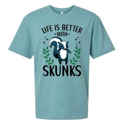 Life Is Better With Skunks Funny Fart Squirrel Animal Quote Cool Gift Sueded Cloud Jersey T-Shirt