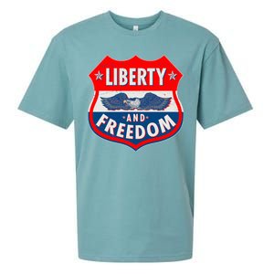 Liberty And Freedom US Eagle Road Sign Sueded Cloud Jersey T-Shirt