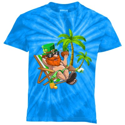 Lucky Irish Leprechaun Hawaiian Surfing St Patrick Day Retro Gift Kids Tie-Dye T-Shirt